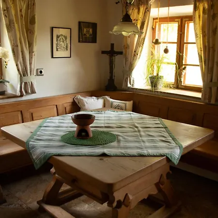 Auf Dem Land Apartman